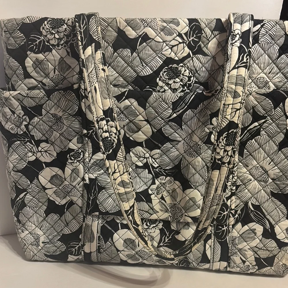 Vera Bradley Black and White Floral Tote and Bundle - Picture 14 of 15